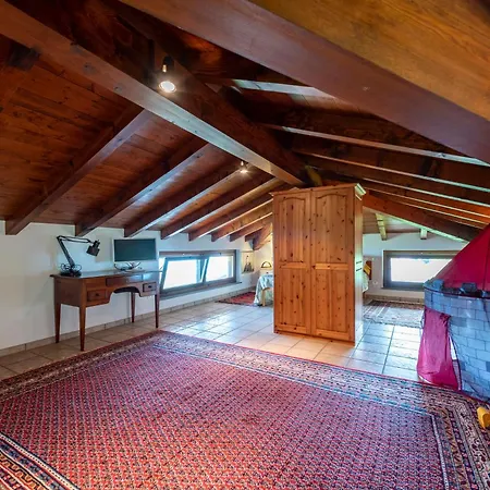 Nyaraló Il Dipinto Sul Lago Stresa Center: Terrace, Garden And Privare Garage - Happy Rentals