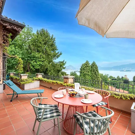 Nyaraló Il Dipinto Sul Lago Stresa Center: Terrace, Garden And Privare Garage - Happy Rentals